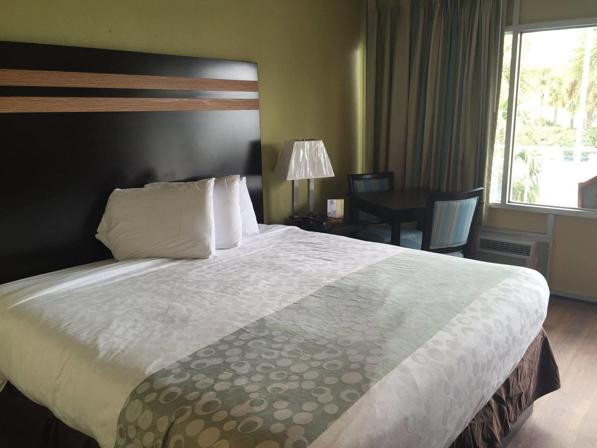 מירטל ביץ' Blu Atlantic Hotel & Suites מראה חיצוני תמונה